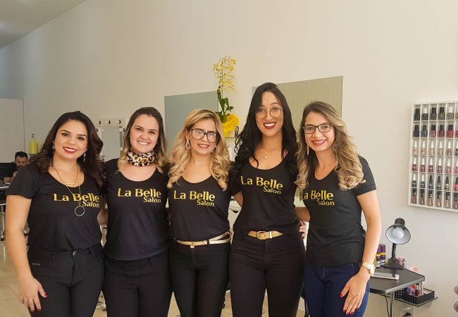 Equipe La Belle Salon: Jessica, Marcela. Gisele, Karine e Tatiane (foto: Juliana Elias/MC)
