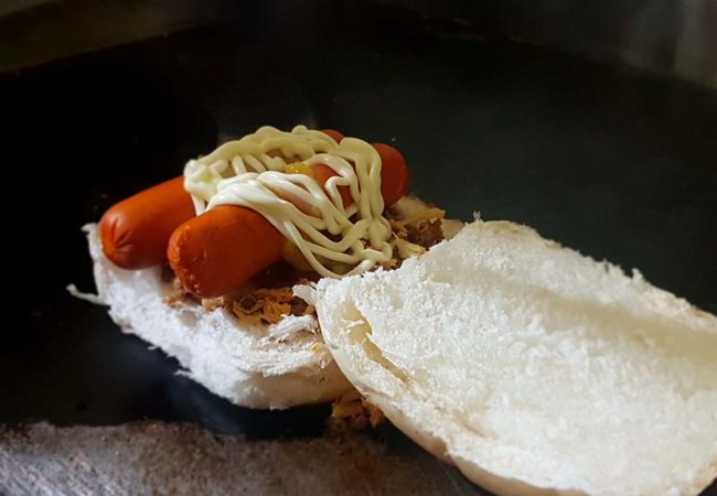 Hot Dog no pão de hambúrguer e com duas salsichas também vai estar em promoção (Crédito: Mirassol Conectada)