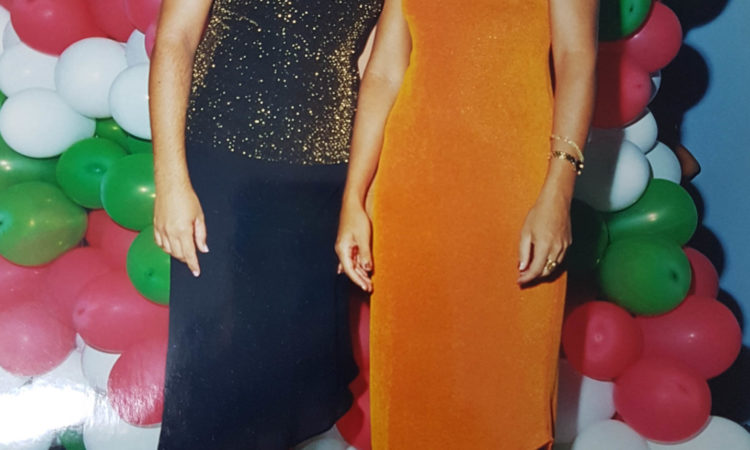 Início da escola, irmãs Shirlei Lopes e Mari Eugênia Lopes Piloni (foto: arquivo pessoal)